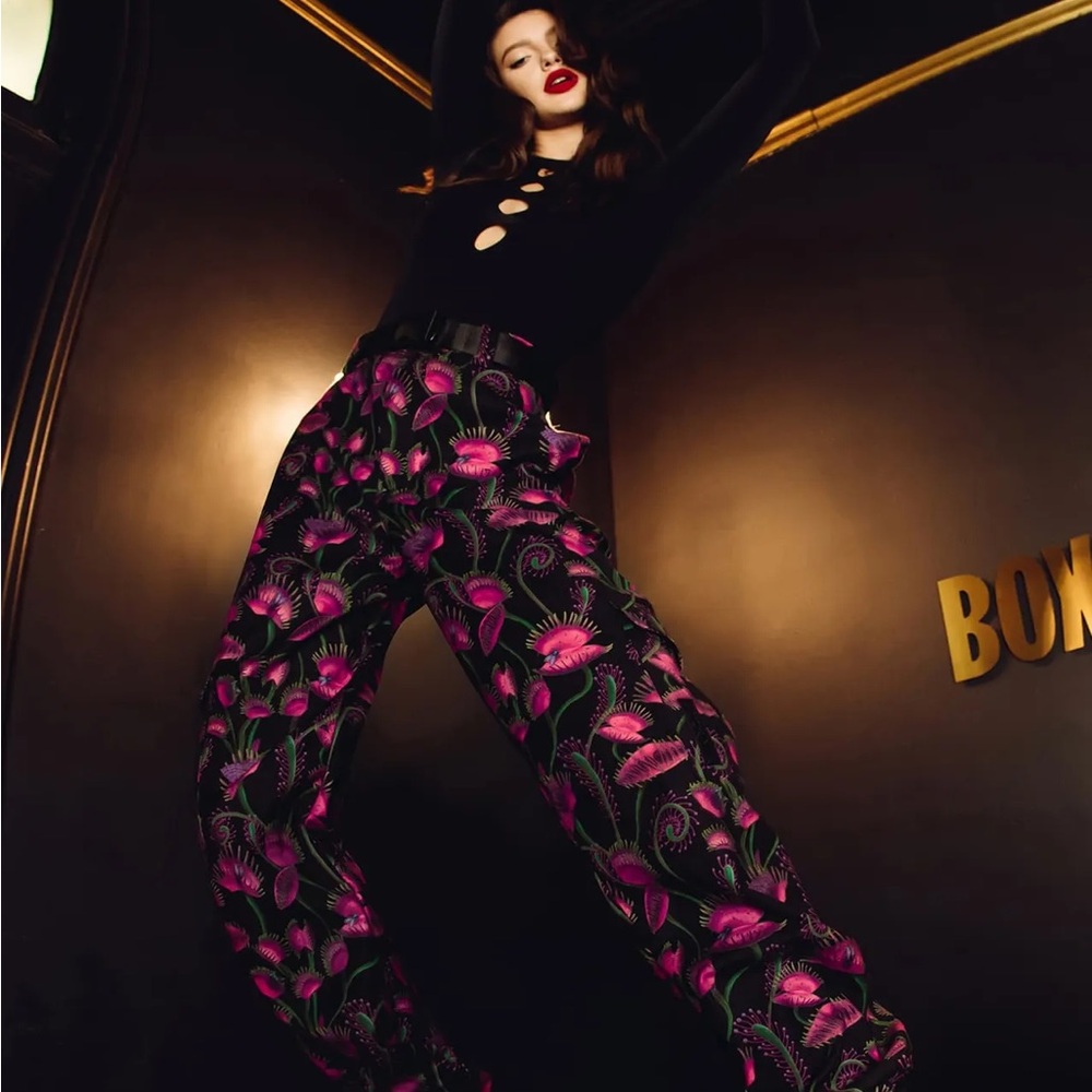 Blackmilk “I Eat Flies Cargo Pants” Size 12 Plant Venus Flytrap Trousers Combat